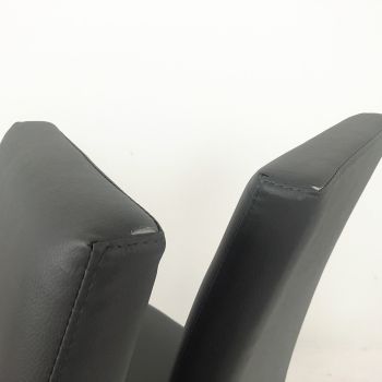 2 Valentijn moderne design stoelen