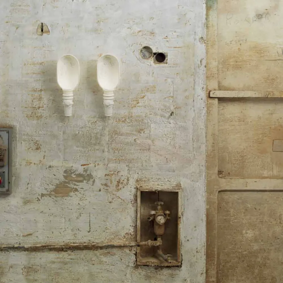 Wandapplicatie in mat wit keramiek design met decoratieve bloemen - Fluxo Viadurini