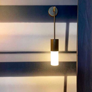Ambachtelijke wandlamp in aluminium en satijnglas Made in Italy - Master