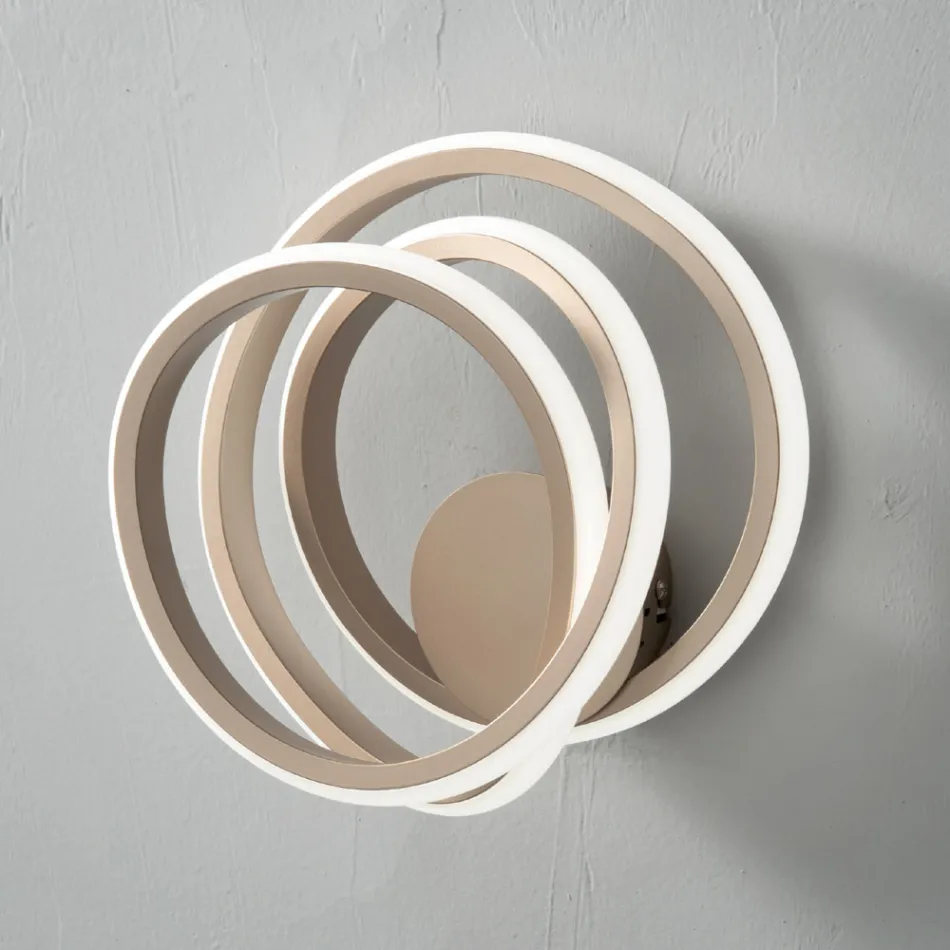 Wandlamp in goudkleurig metaal modern design slaapkamer - Point Viadurini