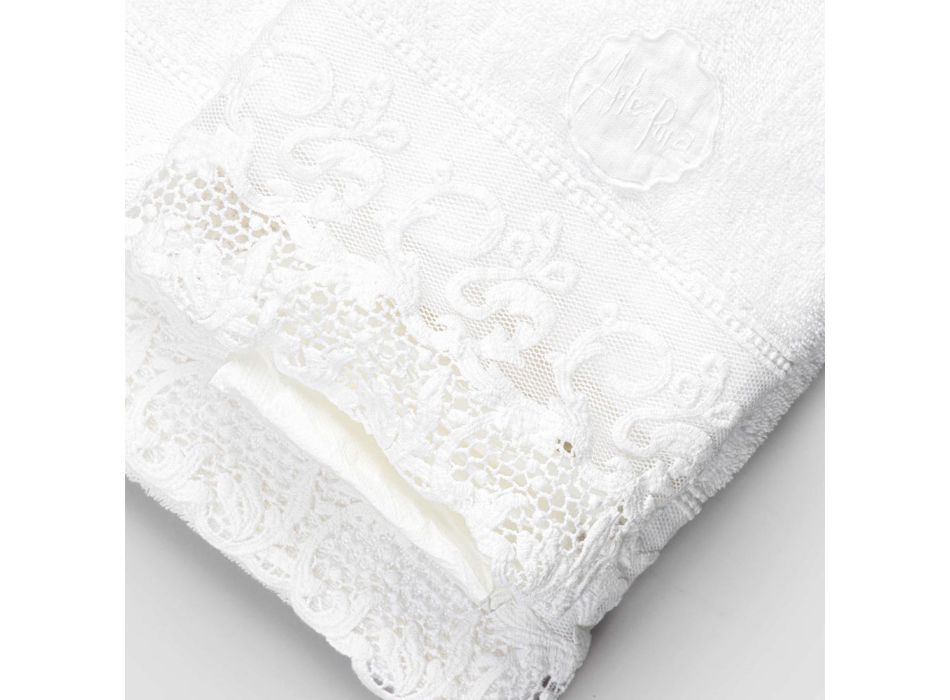 Witte katoenen badstof handdoeken met kant 2 stuks Italiaanse luxe - bruiloften Viadurini