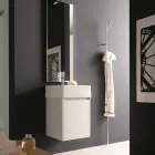 Modern design vloerkapstok in wit of verchroomd metaal - Kottac Viadurini