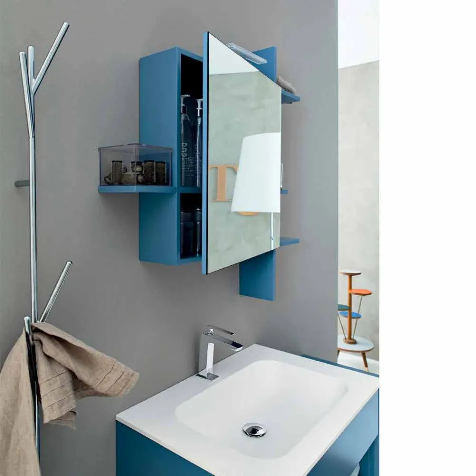 Modern design vloerkapstok in wit of verchroomd metaal - Kottac Viadurini