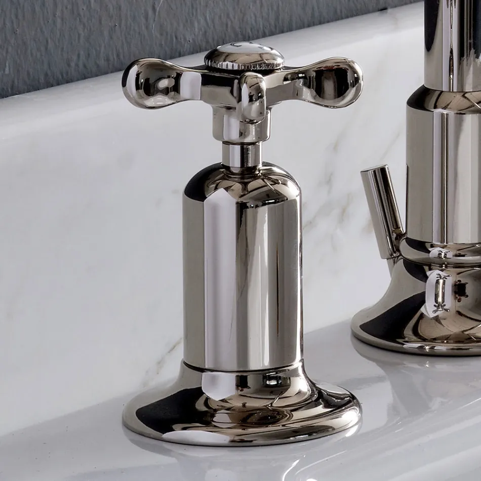 3-gats wastafelmengkraan met hoge uitloop in nikkelafwerking Made in Italy - Rood Viadurini