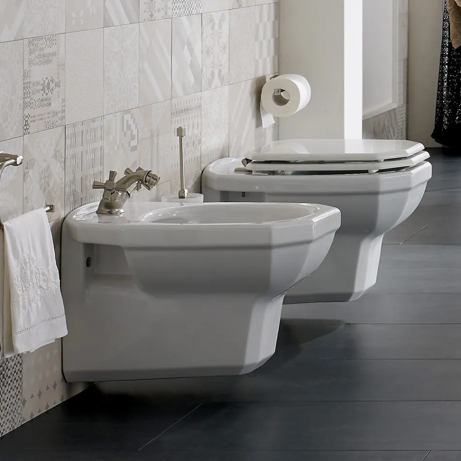 Wit keramisch hangend bidet in klassieke stijl, gemaakt in Italië - Nausica Viadurini
