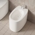 Vloergemonteerd keramisch bidet in diverse kleuren, made in Italy - Girl Viadurini