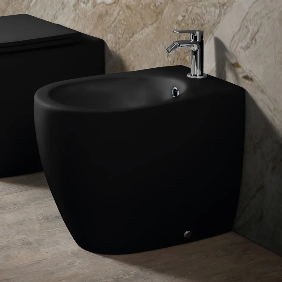 Aster vrijstaande bidet in mat keramiek, verkrijgbaar in twee kleuren en met een modern design. Viadurini