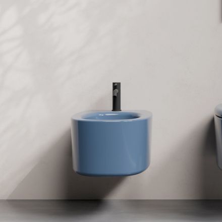 Wandbidet van keramiek in diverse kleuren, gemaakt in Italië - Girl Viadurini