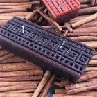 Ambachtelijke rechthoekige kaneelgeurkaars gemaakt in Italië - Alissa Viadurini