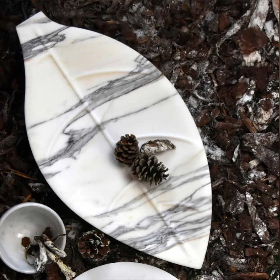 Middelpunt in Arabescato-marmer met bladvorm Made in Italy - Treviso Viadurini