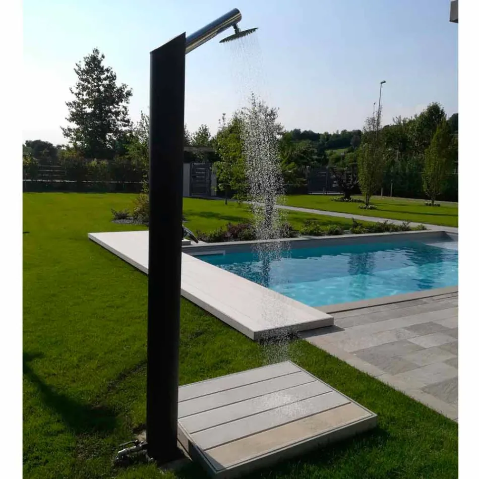 Solar Garden Shower Column in zwart roestvrij staal Made in Italy - Werner Viadurini