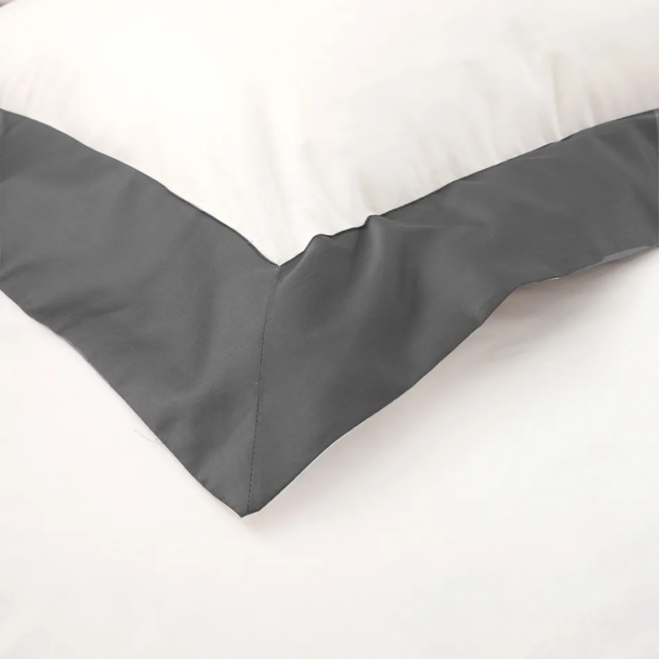 Kingsize bedset van 100% katoen en 10% katoensatijn - Detail Viadurini