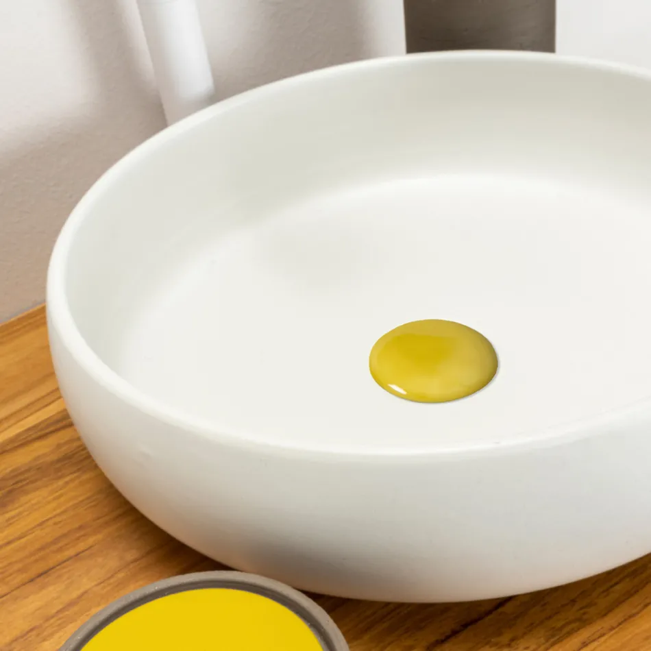 Gele badkamercompositie inclusief spiegel en accessoires - Maryse Viadurini