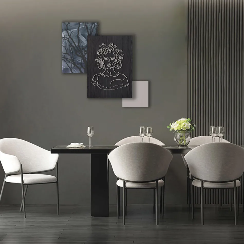 Samenstelling van 3 panelen met de stilering van Medusa Made in Italy - Ichika Viadurini