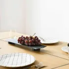 Paar dienbladen in modern design van zwart of goudgelakt staal - Savona Viadurini