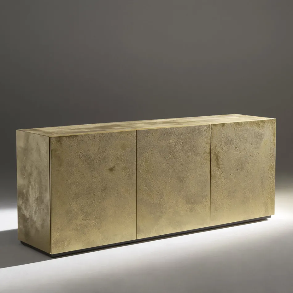 Dressoir met 3 deuren en 3 interne planken, gemaakt van hout en MDF - Pesci Viadurini