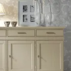 Dressoir met 3 deuren en 3 laden in gepatineerd ivoor Made in Italy - Gleti Viadurini