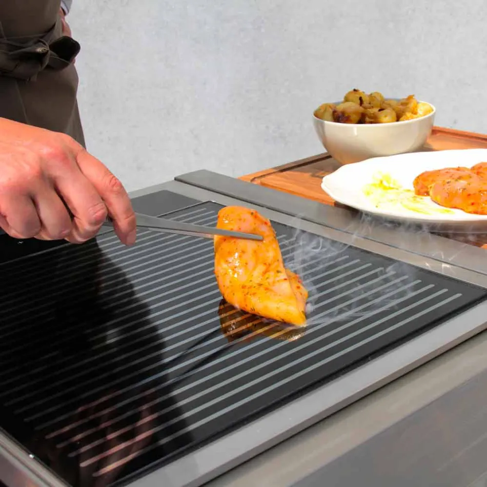 Moderne buiten tuin keuken op hout en stalen wielen - Buoncalliope Viadurini