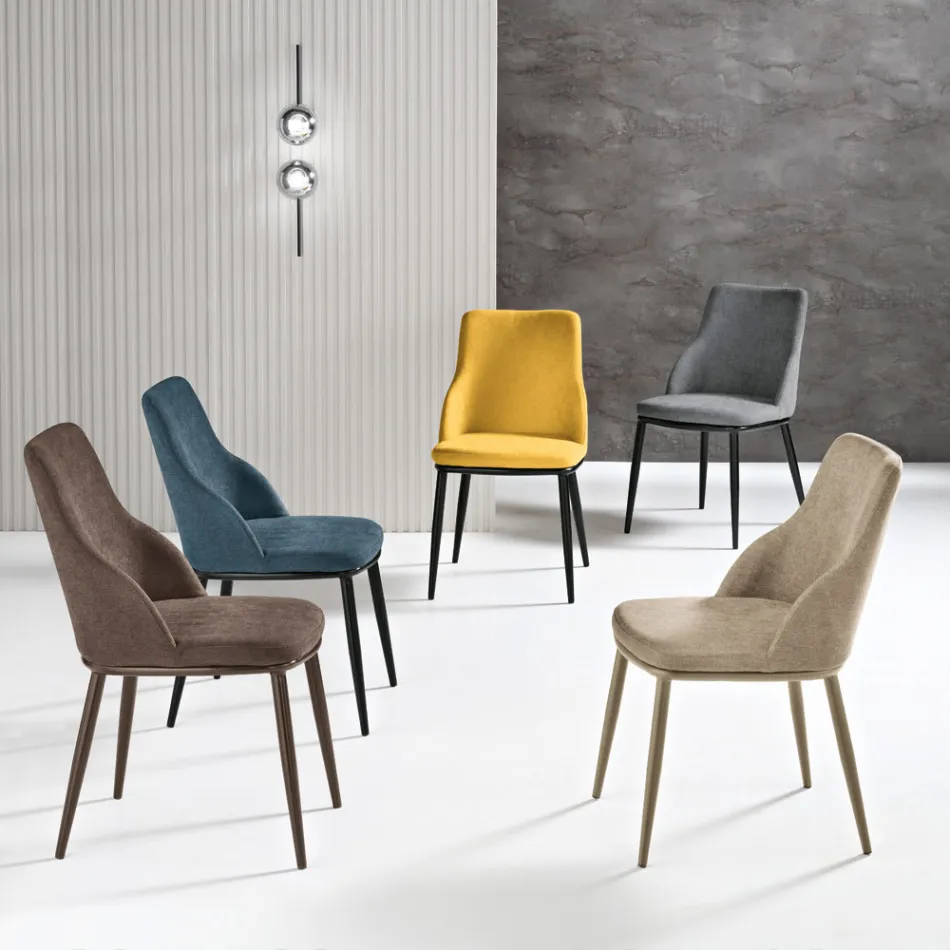 Twee gestoffeerde stoelen met een metalen frame en een evenwichtig ontwerp - Zijde Viadurini