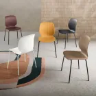Twee stoelen van polypropyleen en gelakt metaal in diverse kleuren - Dorica Viadurini