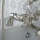 Klassieke badrandgroep met messing handdouche Made in Italy - Ercolina Viadurini