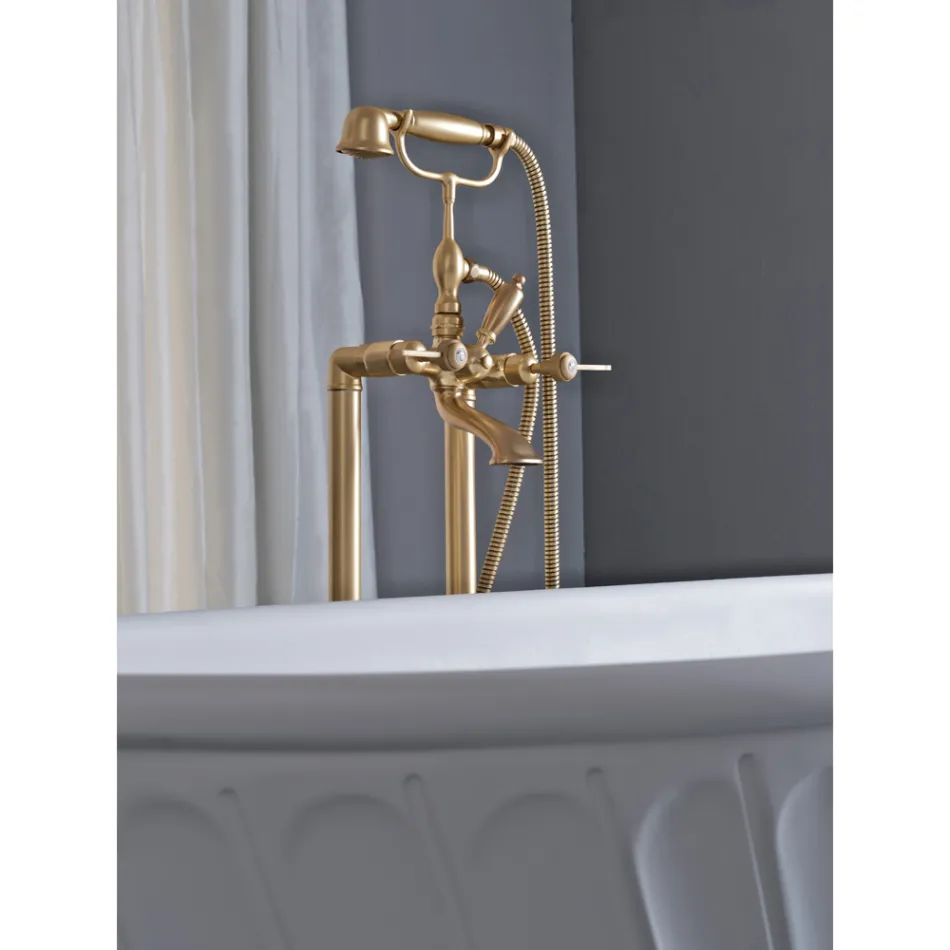 Staand bad met handdouche en flexibele slang Made in Italy - Milano Viadurini