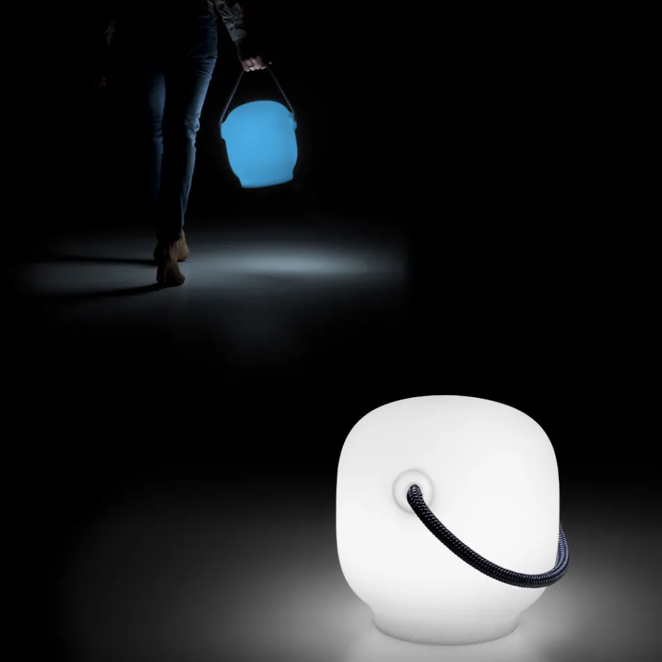 Tuinlamp in polyethyleen met handvat Made in Italy - Galicië Viadurini