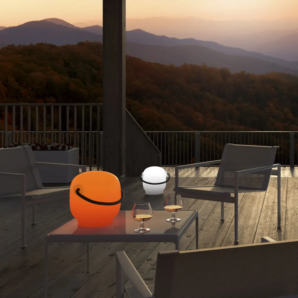 Tuinlamp in polyethyleen met handvat Made in Italy - Galicië Viadurini