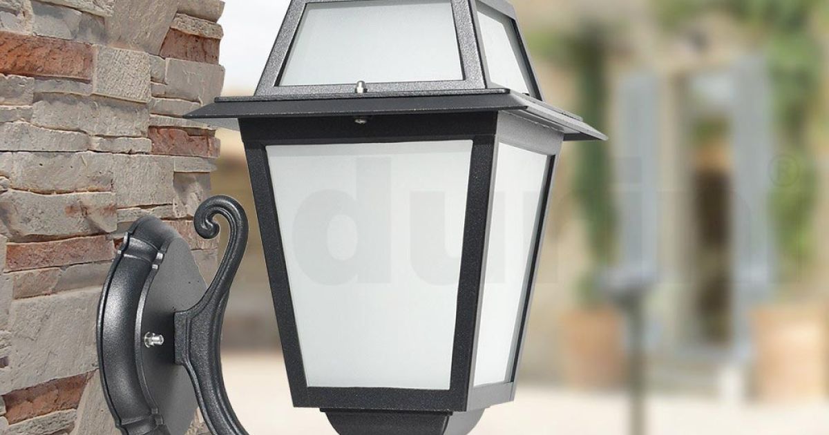 EGLO Navedo Buitenlamp met 1lichtpunt, wandlamp van gegoten aluminium en glas, kleur: zwart, zilver-patina, fitting: E27, IP44