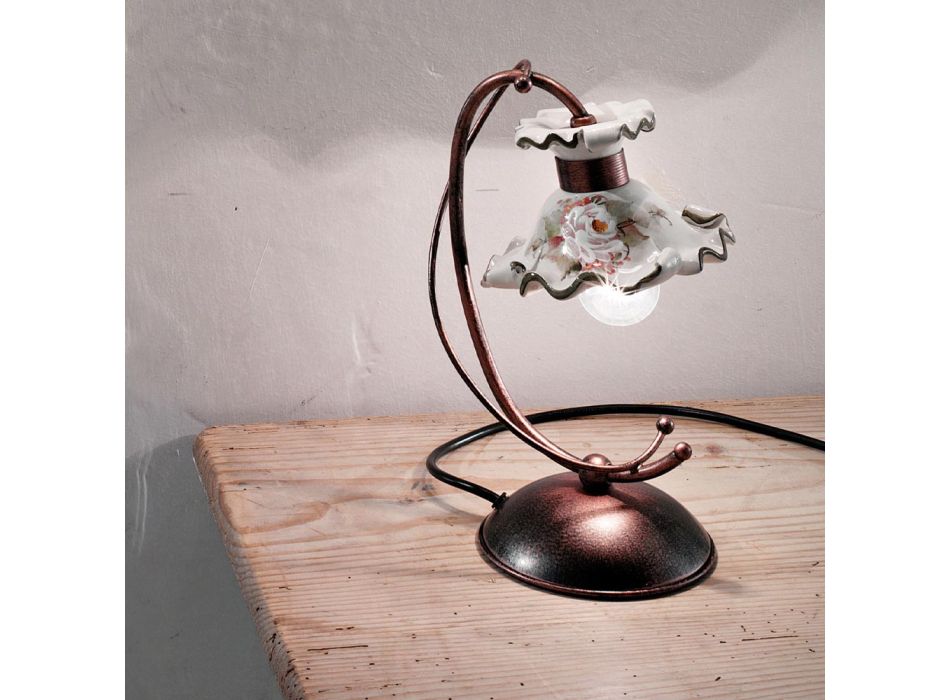Handbeschilderde en met ijzer gedecoreerde keramische tafellamp - Milaan Viadurini