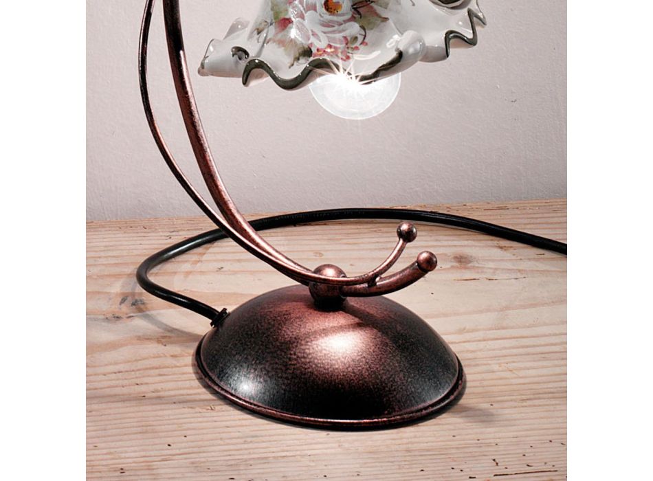 Handbeschilderde en met ijzer gedecoreerde keramische tafellamp - Milaan Viadurini