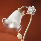 Tafellamp in ijzer en glas met roos van keramiek decoratie - Siena Viadurini