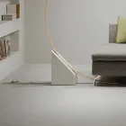 Vloerlamp van geverfd metaal met dimbaar ledlicht - Eucalyptus Viadurini