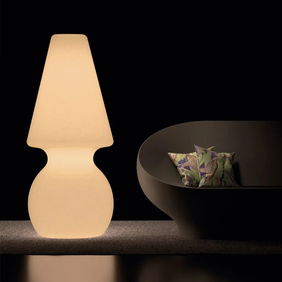 Alvarez staande buitenlamp met LED-verlichting, gemaakt van polyethyleen in Italië. Viadurini
