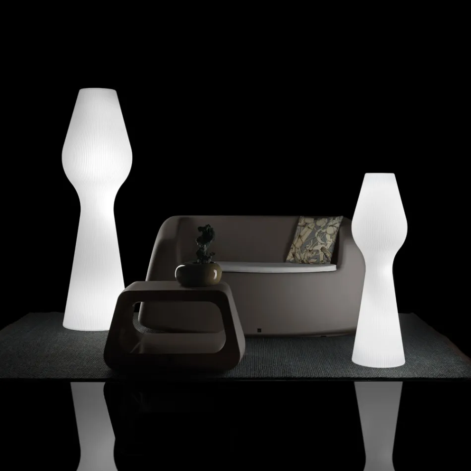 Reyes buitenvloerlamp van polyethyleen met LED-verlichting, gemaakt in Italië. Viadurini