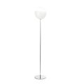 Isotta vloerlamp van wit gelaagd glas, gemaakt in Italië.