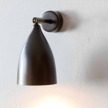 Moderne artisanale wandlamp in ijzer en aluminium, gemaakt in Italië - kegelvormig