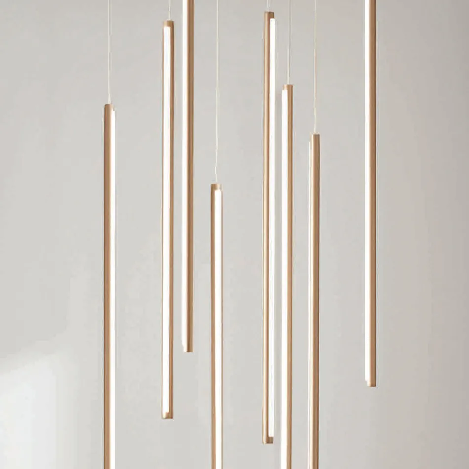 Kroonluchter met 8 LED-lampjes van goudgeverfd metaal en verstelbare kabels - oranje Viadurini