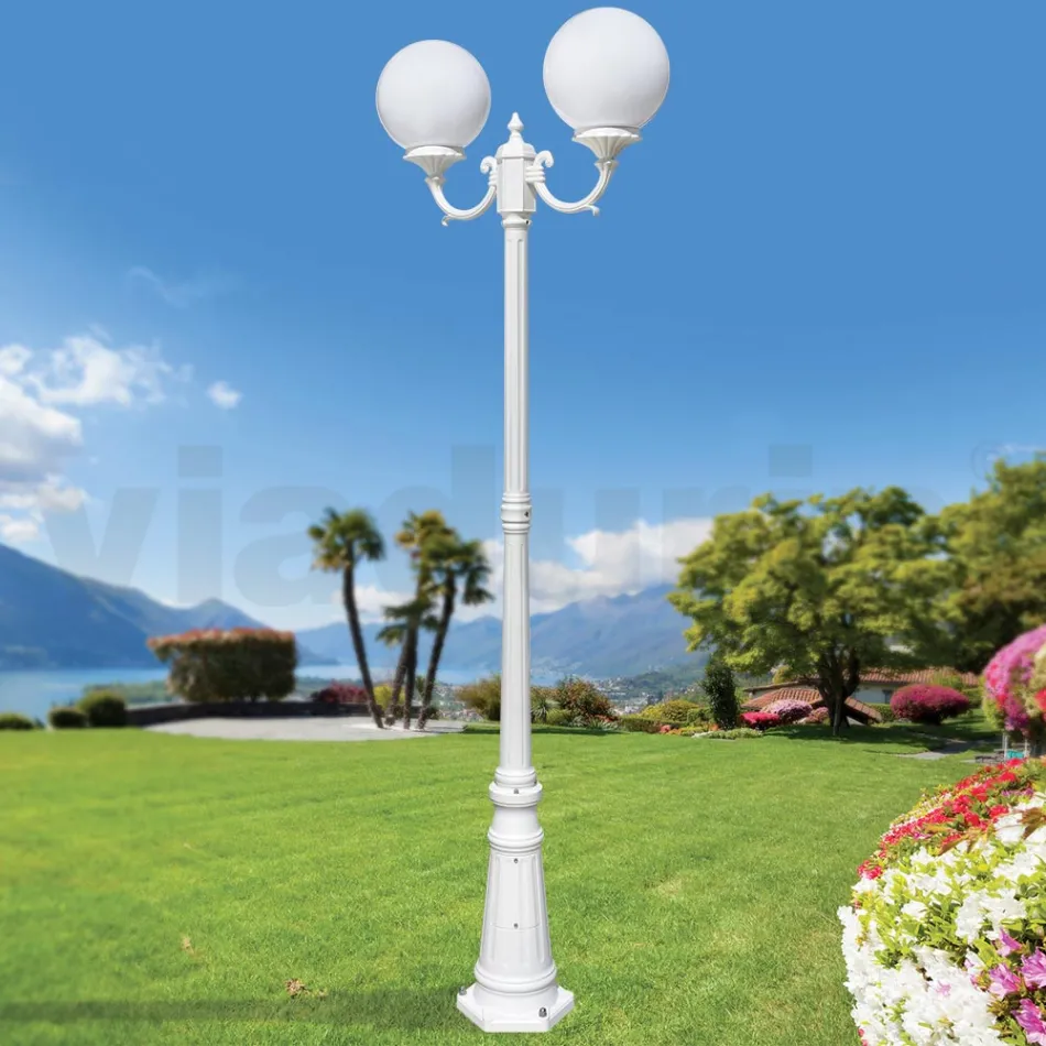 212 cm hoge straatlamp in wit acryl en aluminium gemaakt in Italië - Trovabianco Viadurini