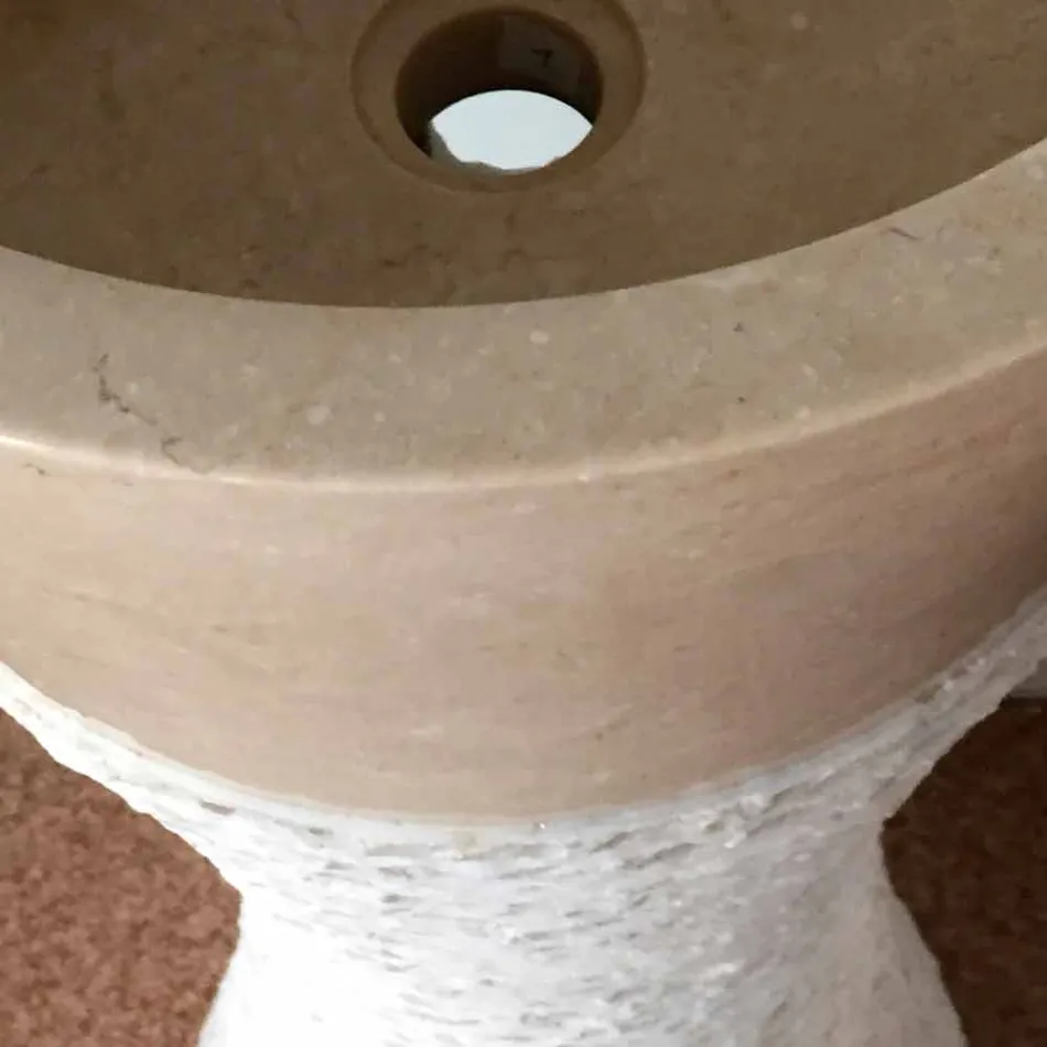 Witte kolomwastafel in natuursteen Iris, uniek stuk Viadurini