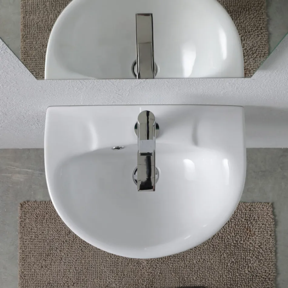 Wandgemonteerde witte keramische wastafel met een elegant modern design - Silica Viadurini