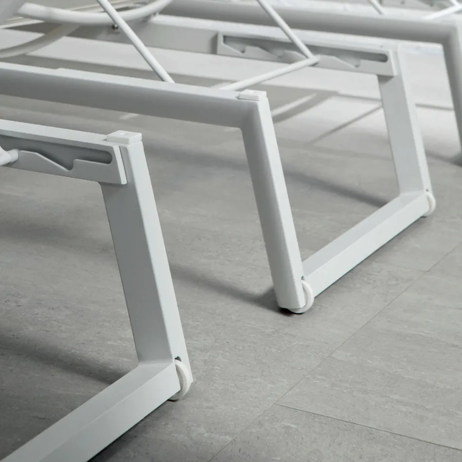 Buitenzonnebank van aluminium en textiel met intrekbare wielen, 2 stuks - Donkey Viadurini