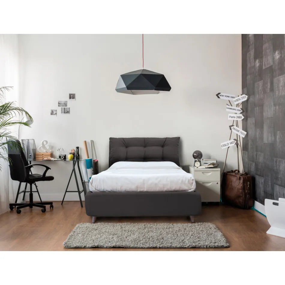 Groot bed met gevoerd hoofdeinde en voeteneinde Made in Italy - Aaron Viadurini