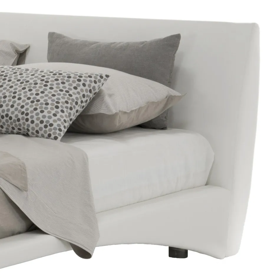 Gestoffeerd tweepersoonsbed van ecoleer of stof, gemaakt in Italië - Armonica Viadurini