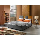 Modern gestoffeerd tweepersoonsbed met plooien of gewatteerd ontwerp - Thomas Viadurini