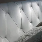 Tweepersoonsbed met houten structuur bedekt met polyurethaan - omgevallen Viadurini