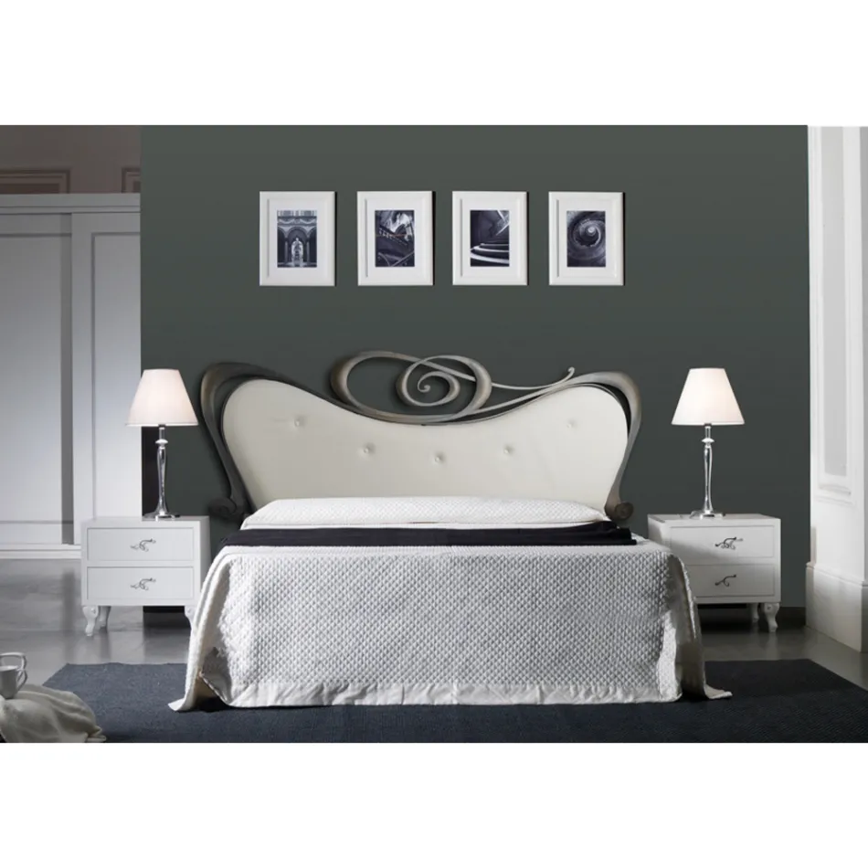 Tweepersoonsbed met hoofdeinde en bedframe van ijzer Made in Italy - Afwerking Viadurini