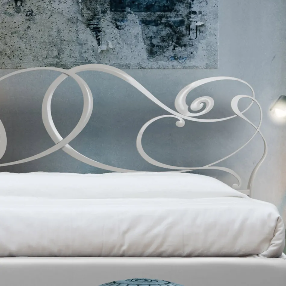 Tweepersoonsbed met ijzeren hoofdeinde en gevoerd bedframe Made in Italy - Kenzo Viadurini