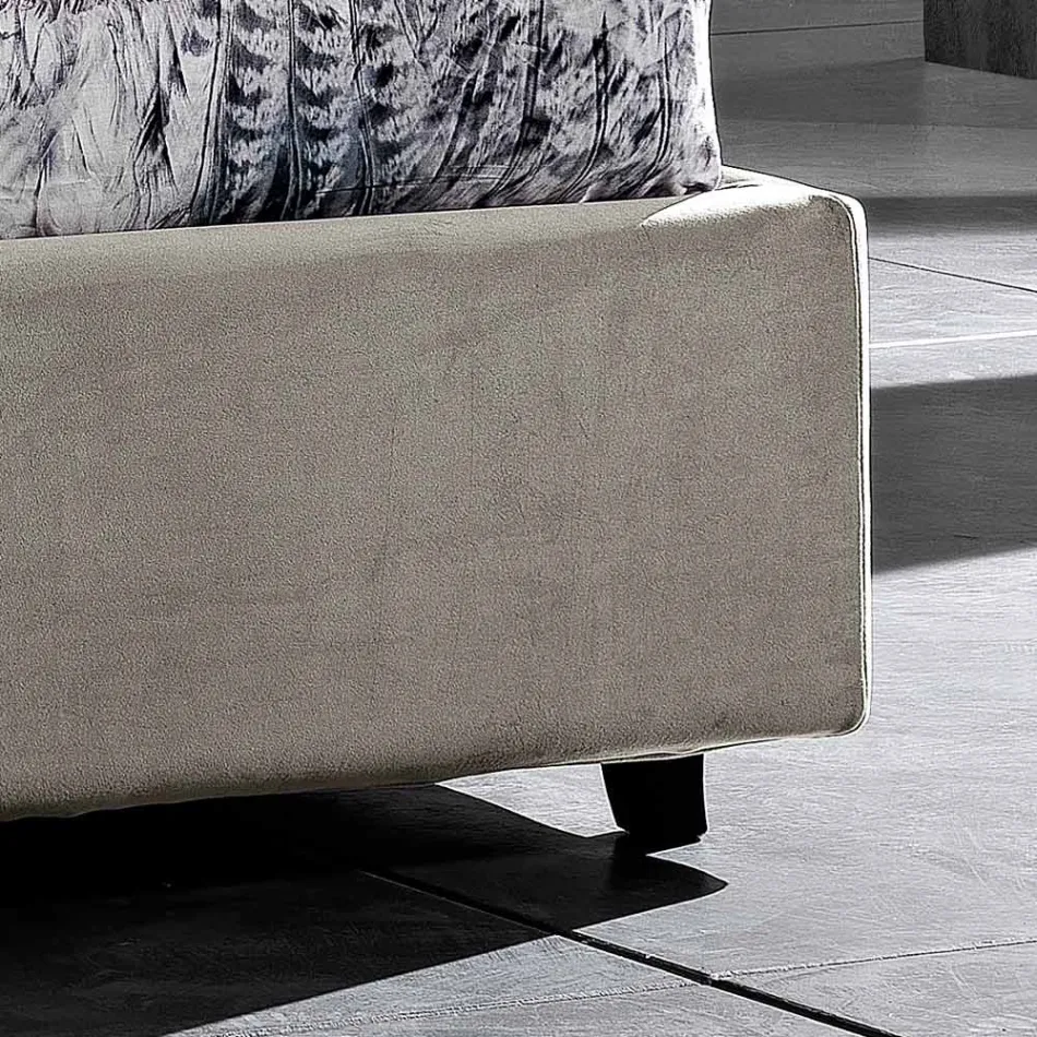 Modern design tweepersoonsbed met geplooid of gewatteerd hoofdeinde - Alano Viadurini