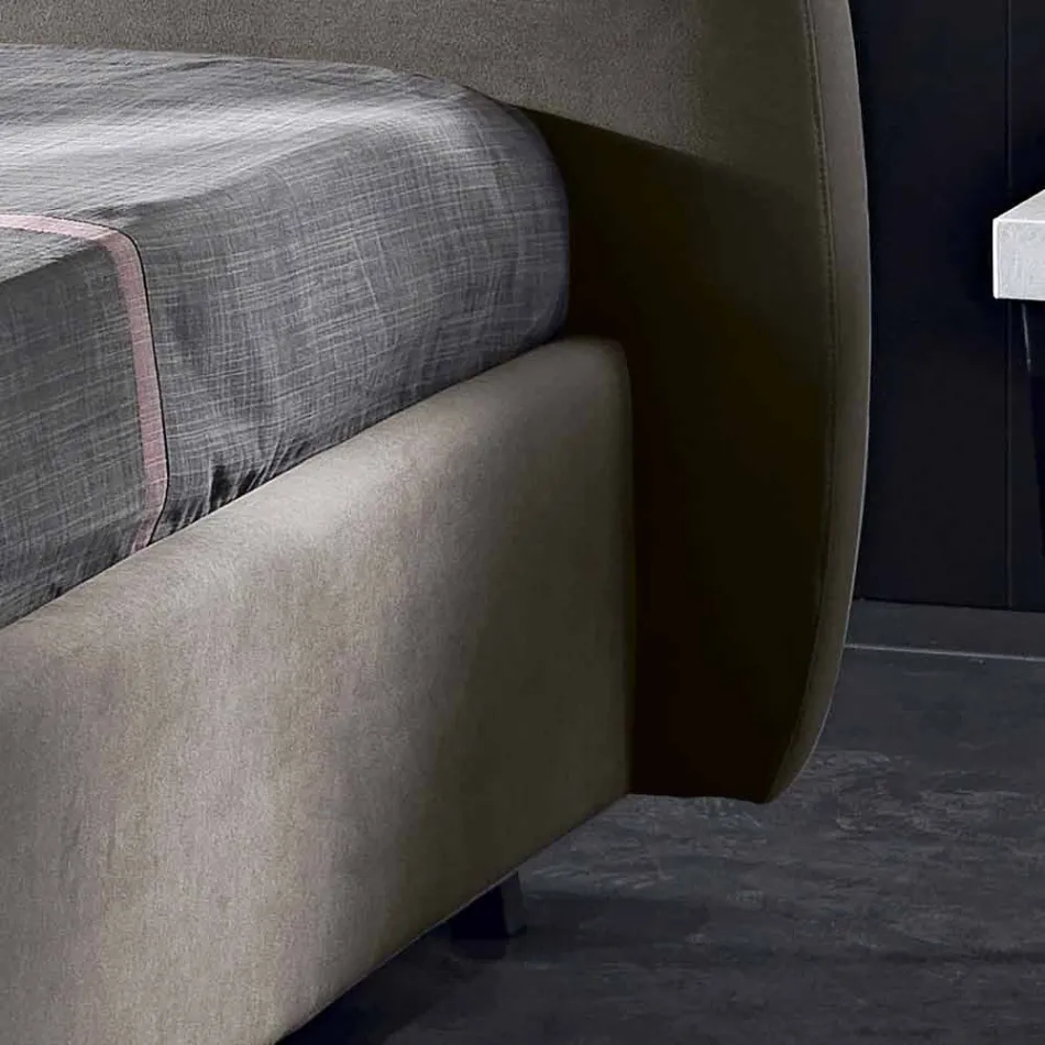 Gestoffeerde tweepersoonsbed met moderne container 160x190 / 200 Reby Viadurini